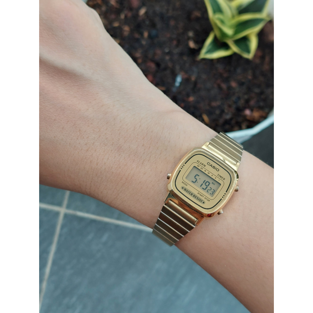 Đồng hồ nữ Casio LA.670W vàng nhạt chạy pin hàng Si