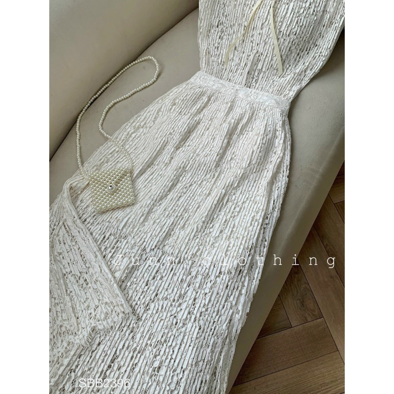 VÁY REN NƠ CỔ HIỆN ĐẠI MÀU TRẮNG