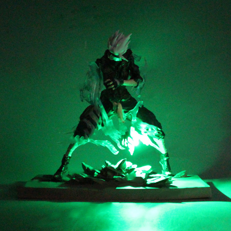 Mô hình kakashi kết hợp chidori - mô hình naruto