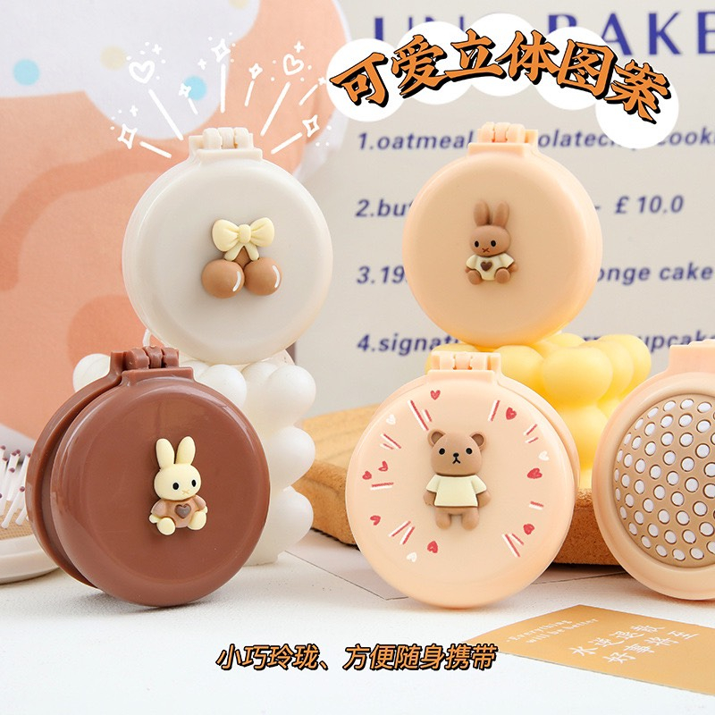 Gương lược massage mini hình tròn gấu dễ thương bỏ túi tiện lợi