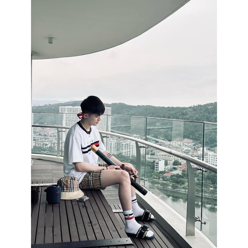 Áo thun TM chữ kí + basic hàng loại 1 chuẩn cao cấp full bao bì tag mác