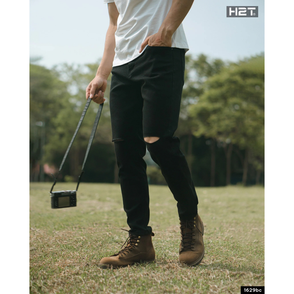 Quần Jeans đen rách gối nam H2T 1629
