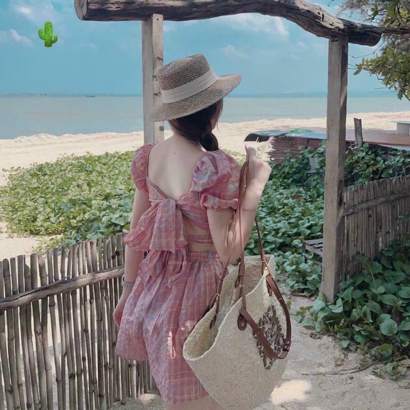 Set 2 món nữ áo croptop kẻ hồng nơ lưng mix quần short trẻ trung năng động caro 1991x shop
