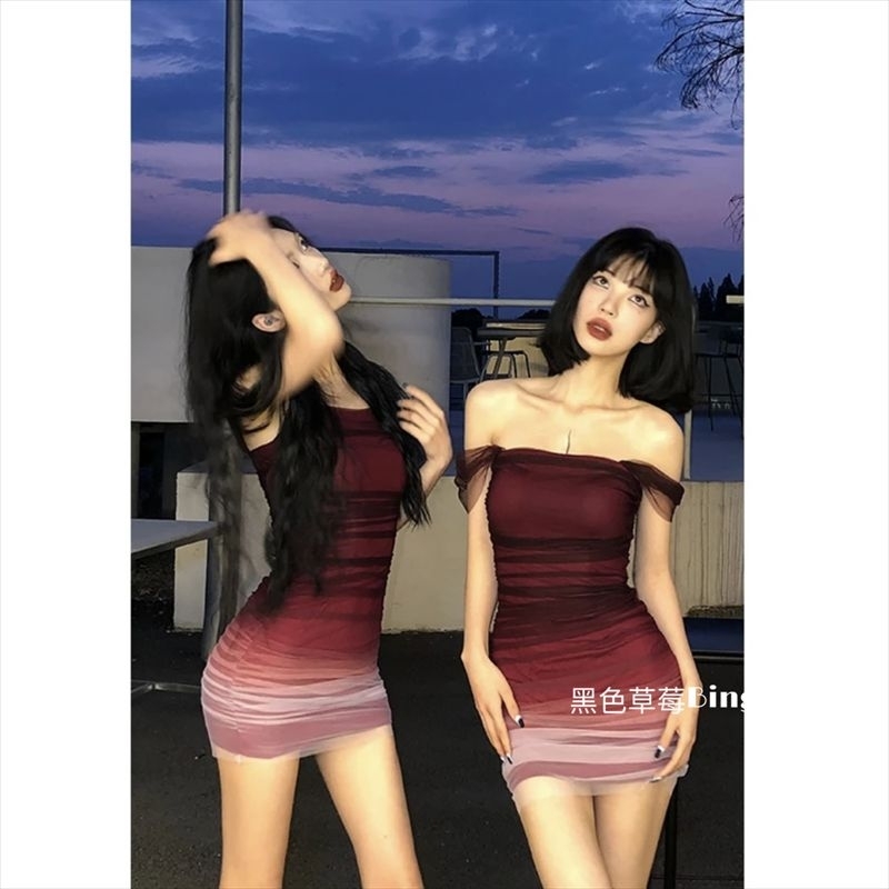 Order 10 ngày váy body suông ngắn đỏ vang