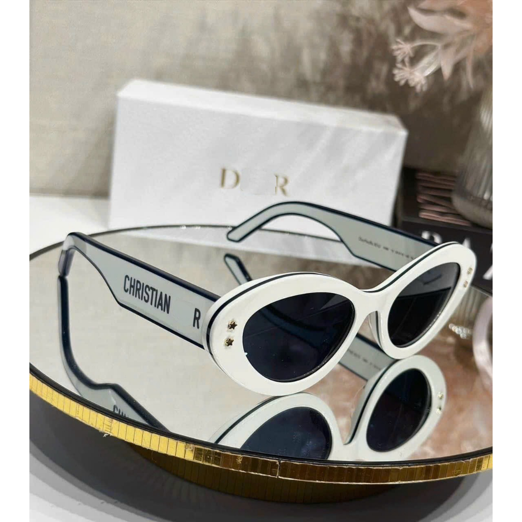 Kính mát nữ CD dáng oval - 2 màu trắng đen hot