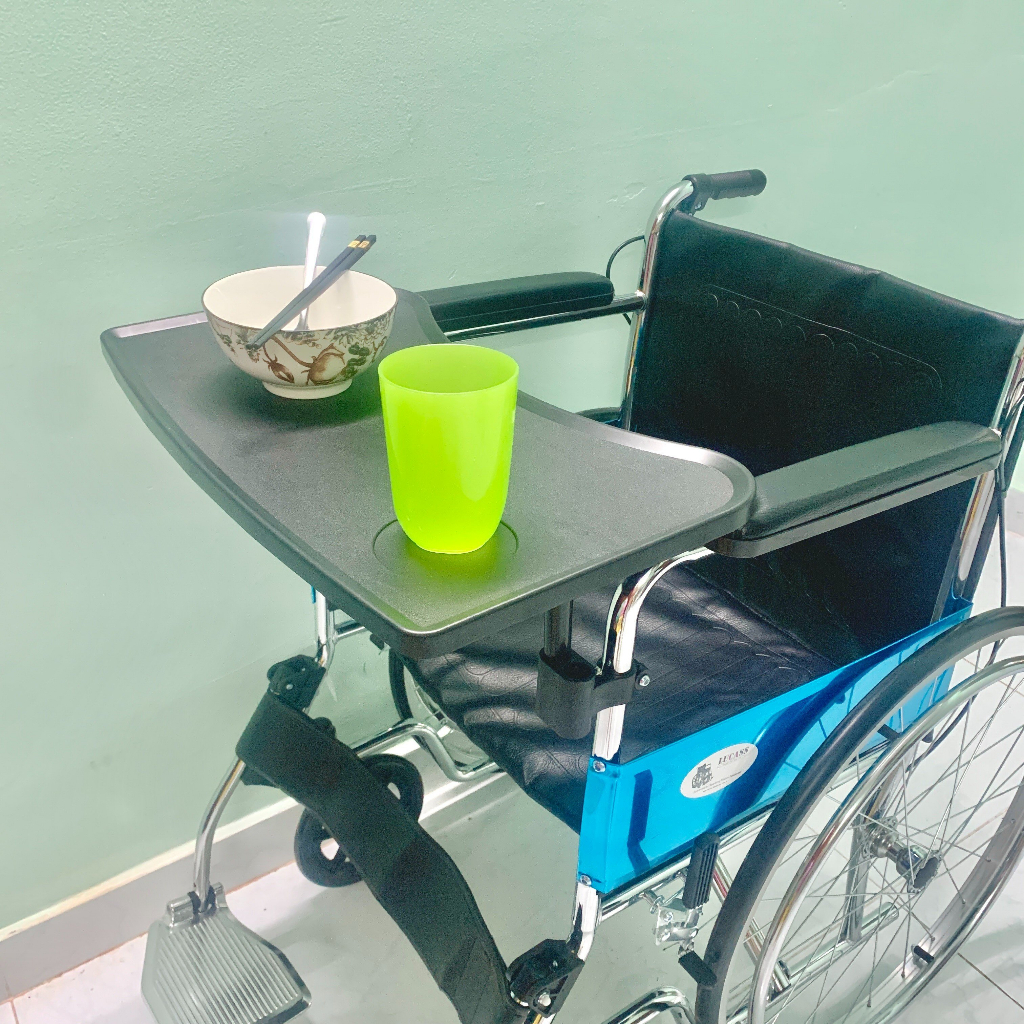 Bàn Ăn Cho Xe Lăn Dùng Cho Mọi Loại Xe, Có Thể Dễ Dàng Tháo Lắp Vệ Sinh