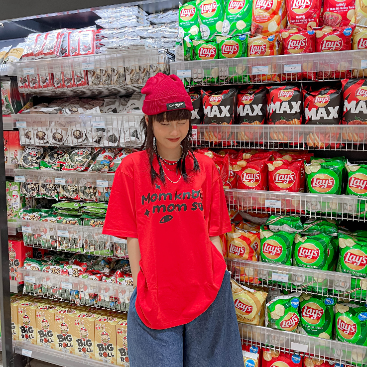 Áo thun Unisex tay lỡ cotton local brand HIDANZ - Mom Know Mom Sad