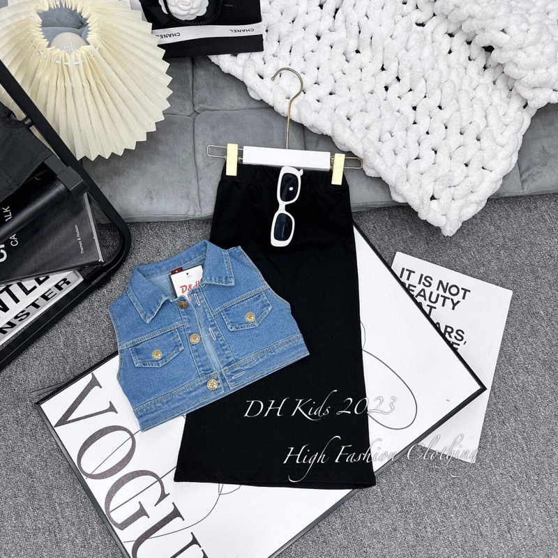 BG506- SÉT 2 CHI TIẾT VÁY QUÂY KÈM ÁO BÒ BÉ GÁI