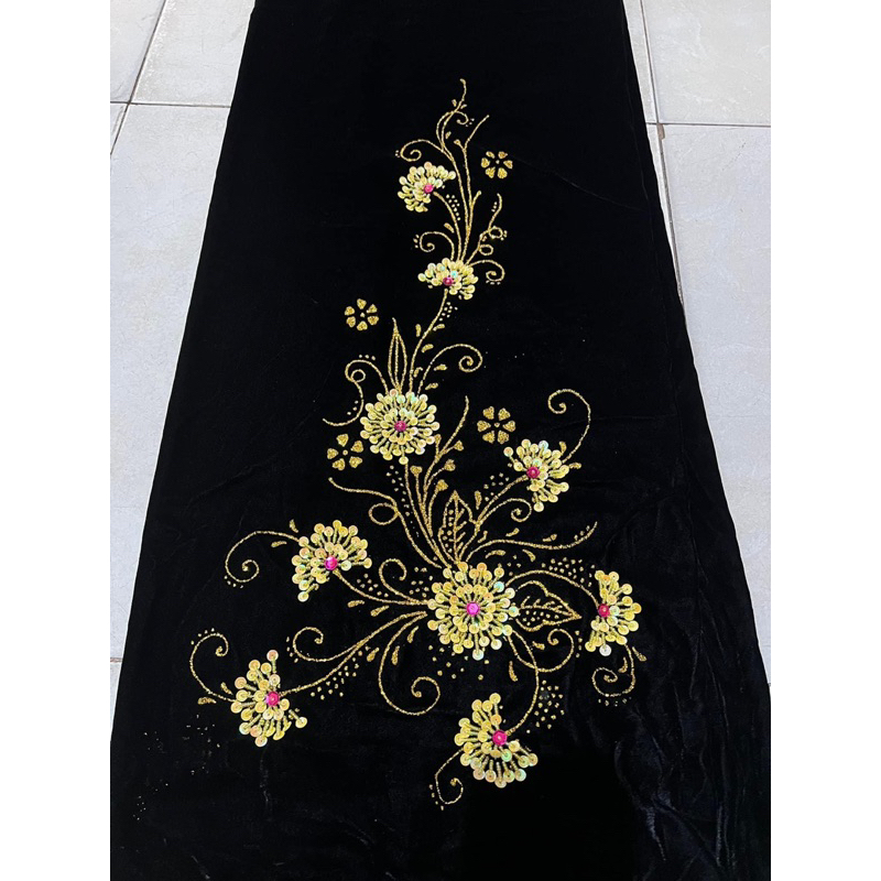 Váy nhung loại 2 hoa đính đá , Váy dân tộc thái