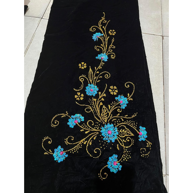 Váy nhung loại 2 hoa đính đá , Váy dân tộc thái