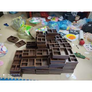Khay phấn đựng phấn, giẻ lau bằng gỗ