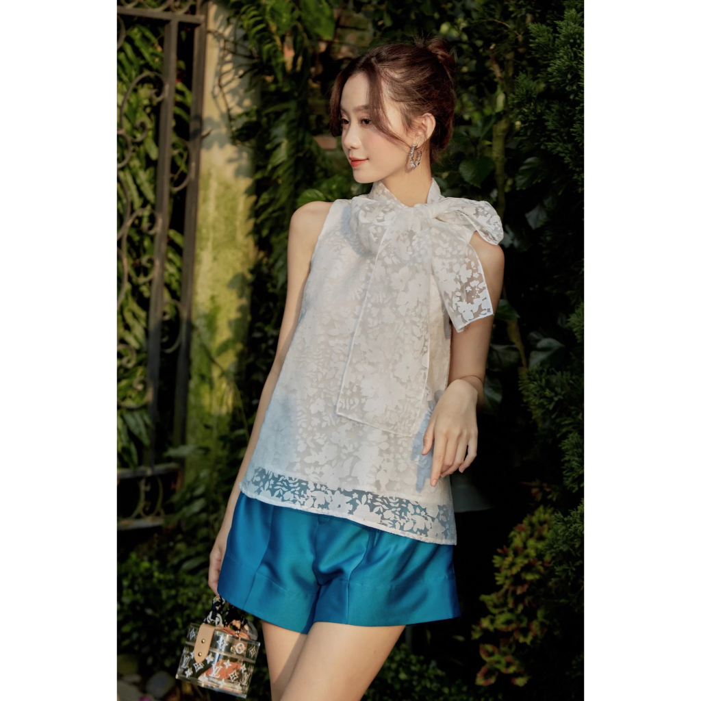 Áo sát nách cổ thắt nơ hoa - Everluxe