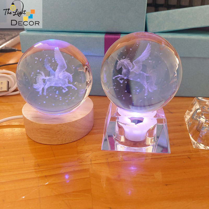 Bộ Quà Tặng Quả Cầu Pha Lê 3D larser LED Ngựa bay NB01