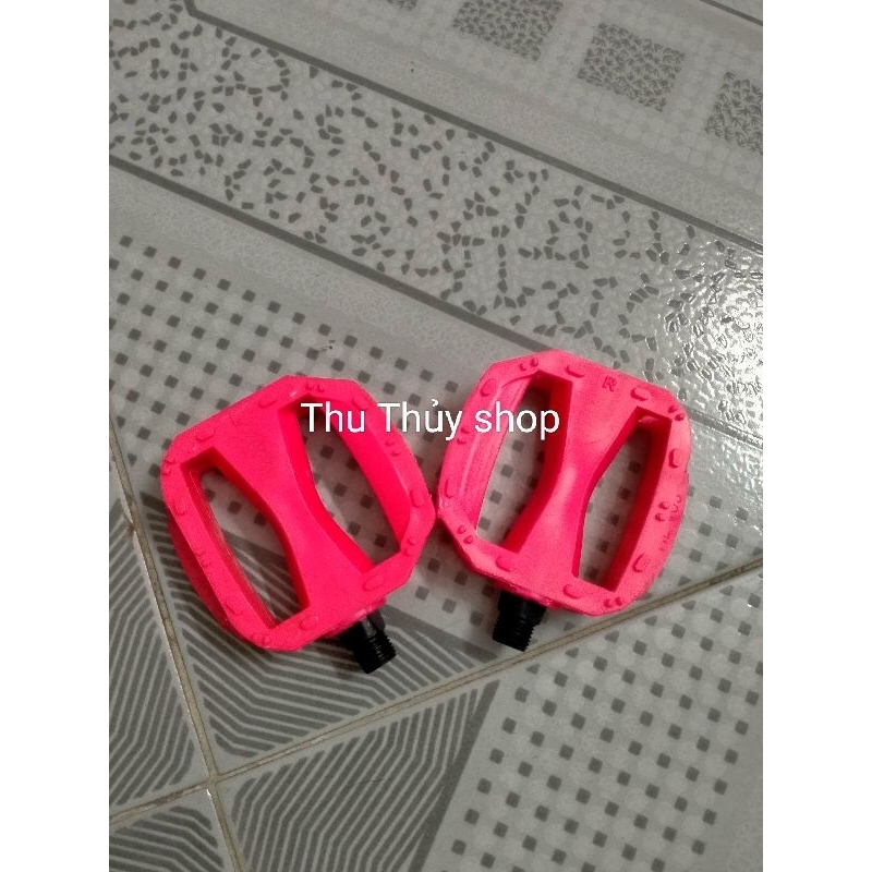 BÀN ĐẠP  XE ĐẠP TRẺ EM TỪ 12 - 16 INCHES