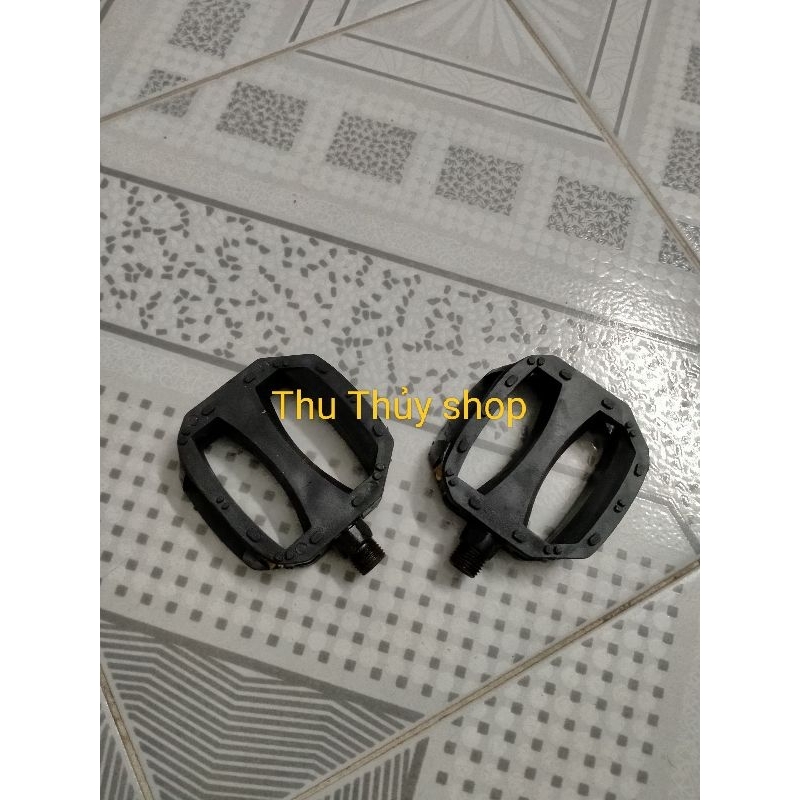 BÀN ĐẠP  XE ĐẠP TRẺ EM TỪ 12 - 16 INCHES