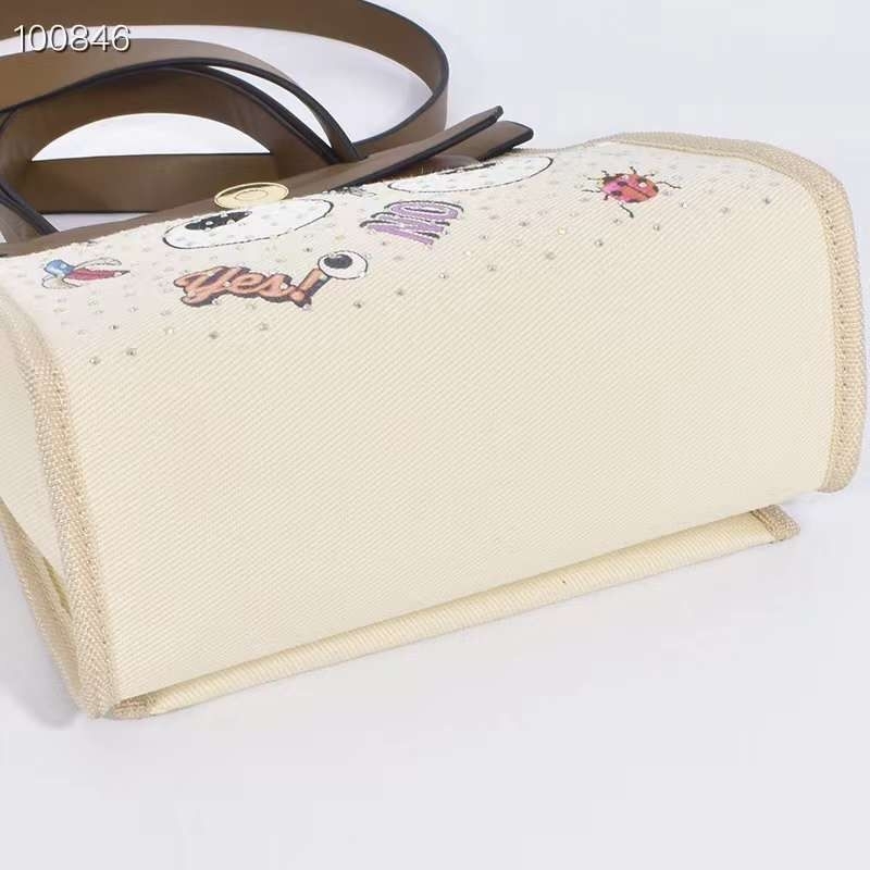 Túi dáng Herbag HM nâu phối trắng đeo chéo sang trọng tinh tế 2372K