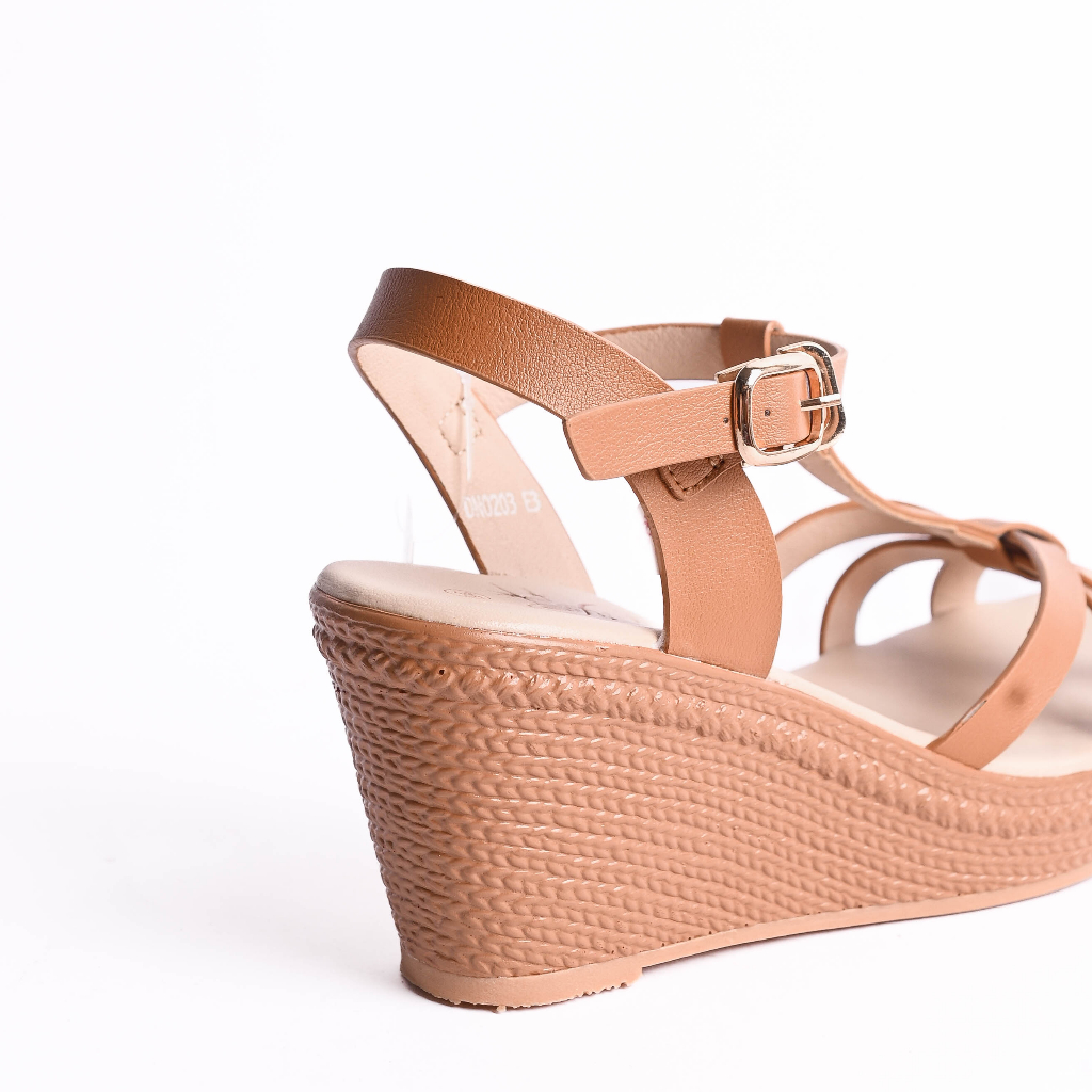 Sandal nữ thời trang