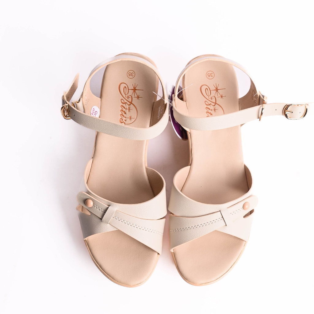 Sandal nữ thời trang