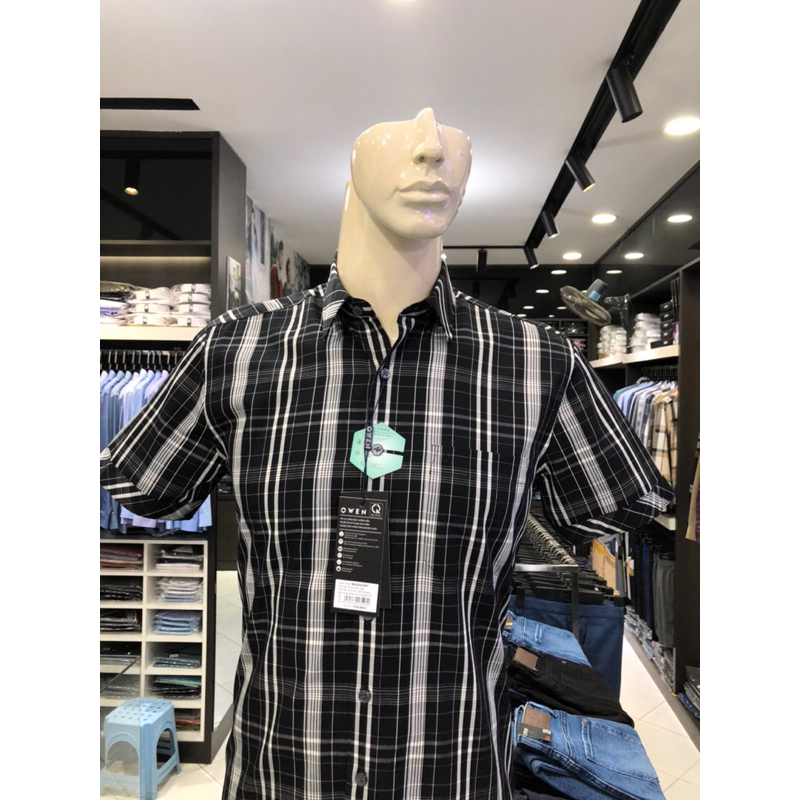 Áo sơ mi owen ngắn tay màu kẻ caro đen trắng body fit vải bạc hà BA220223NT