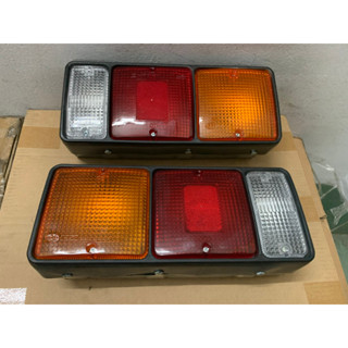 Bộ Đèn Hậu, Đèn Lái Sau, Chụp Đèn Xe Tải Hyundai 2T5 Đời Cũ...Loại Xịn Không Ngã Màu ( Giá 3 chụp Hoặc 1 bộ đèn)