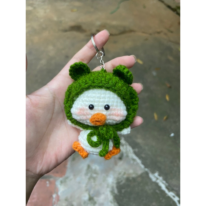 Móc khoá vịt đội mũ ếch