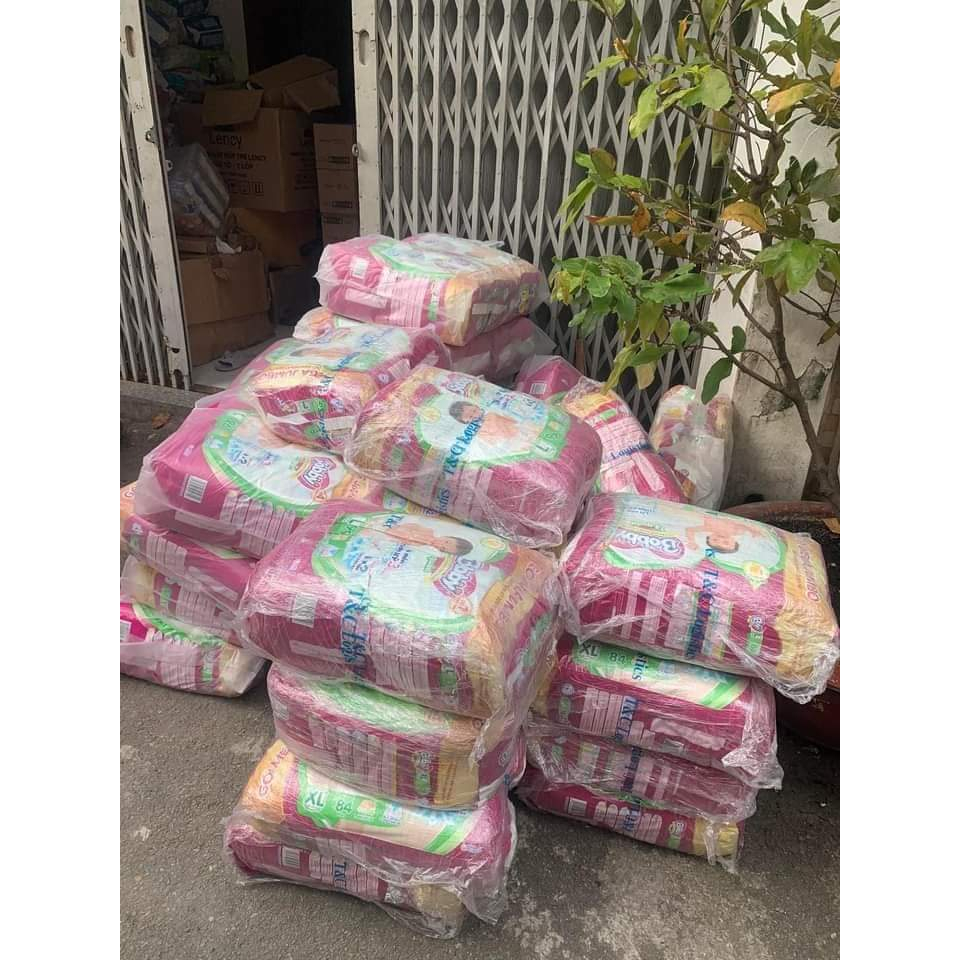 Tã quần Bobby Jumbo tinh chất gạo non M112/L96/XL84/XXL76