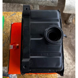 Két nước máy Vikyno 95-3200