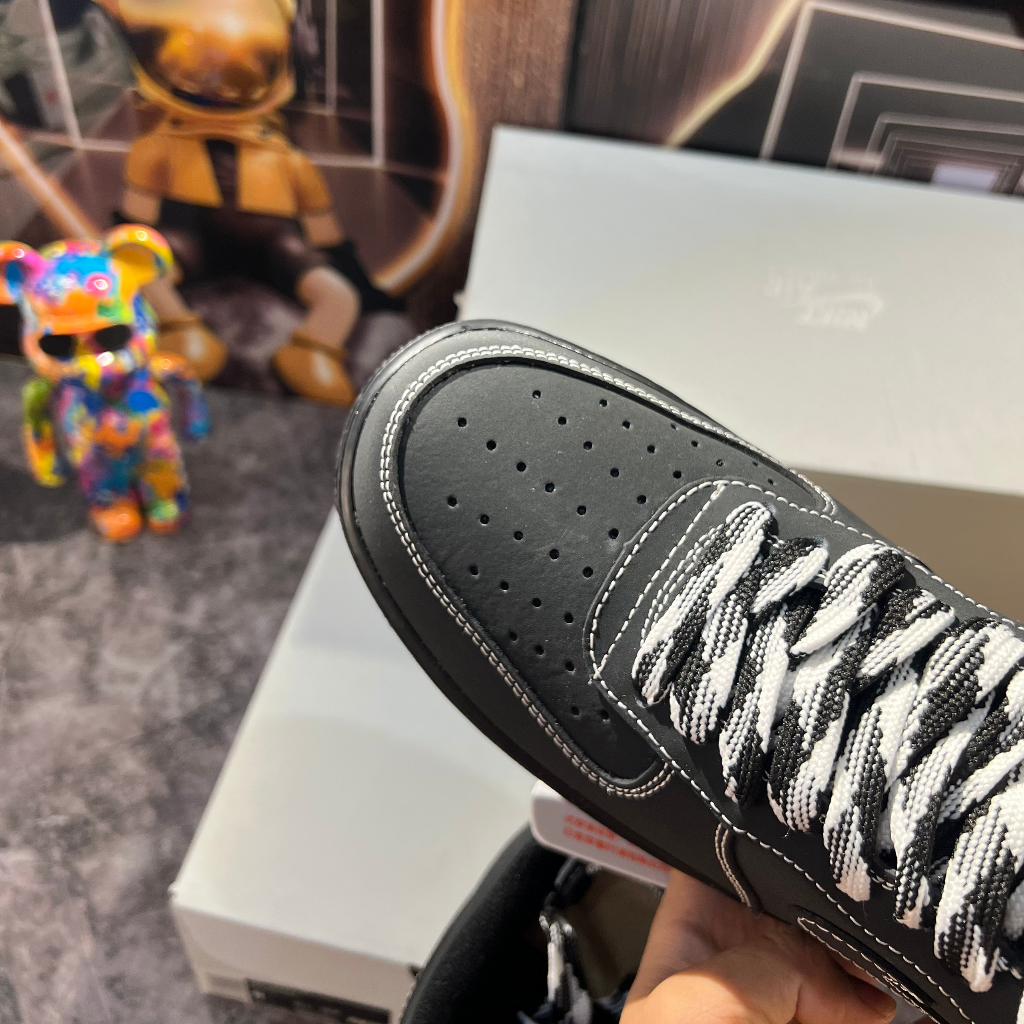 Giày Thể Thao Af1 Low Triper Black White Air Force Đen Full Chỉ Trắng Thời Trang Nam Nữ Full Box Bill Tặng Tất