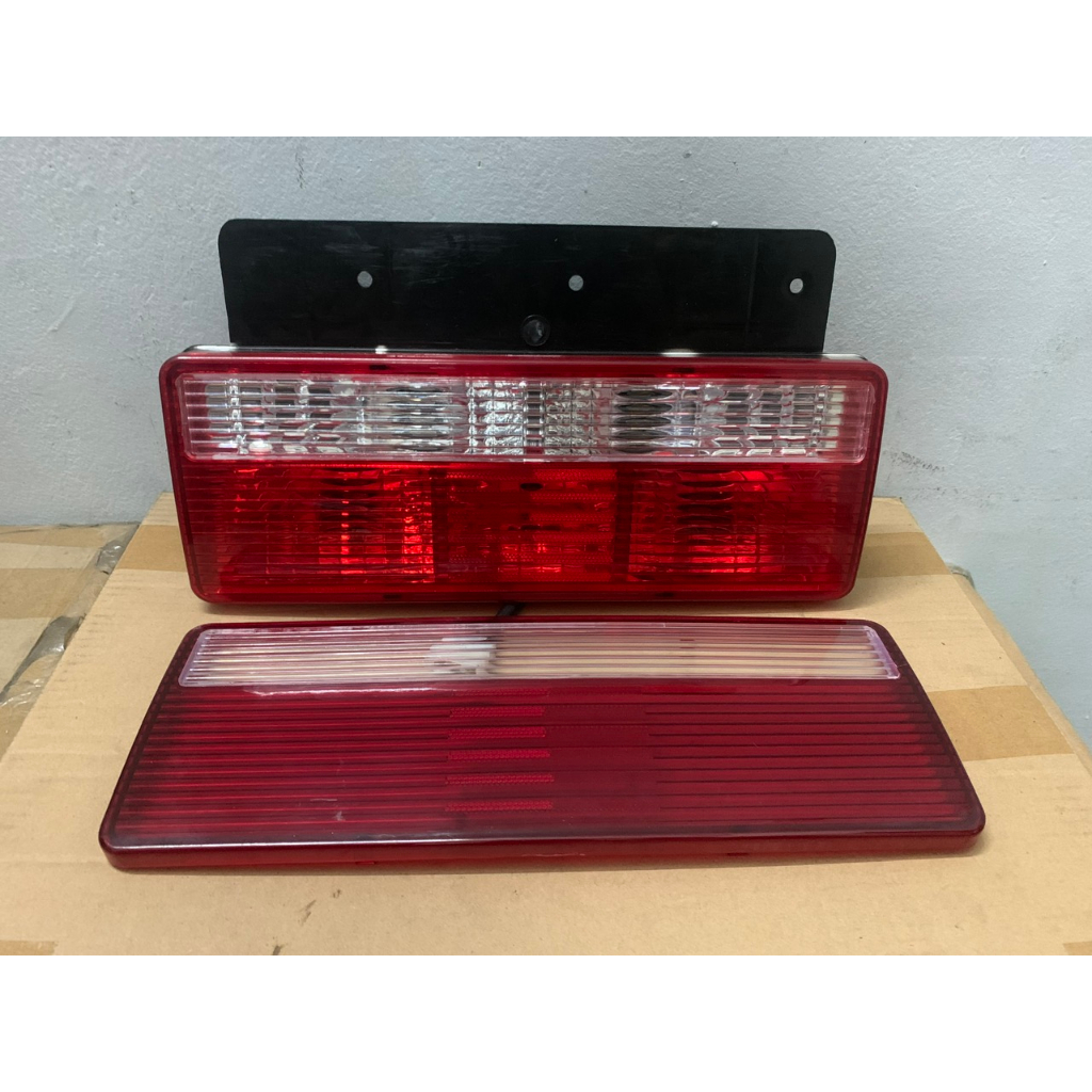 Bộ Đèn Hậu, Đèn Lái Sau Đèn Xi Nhan - Phanh , Chụp Đèn Xe Tải JAC...Loại Xịn Không Ngã Màu