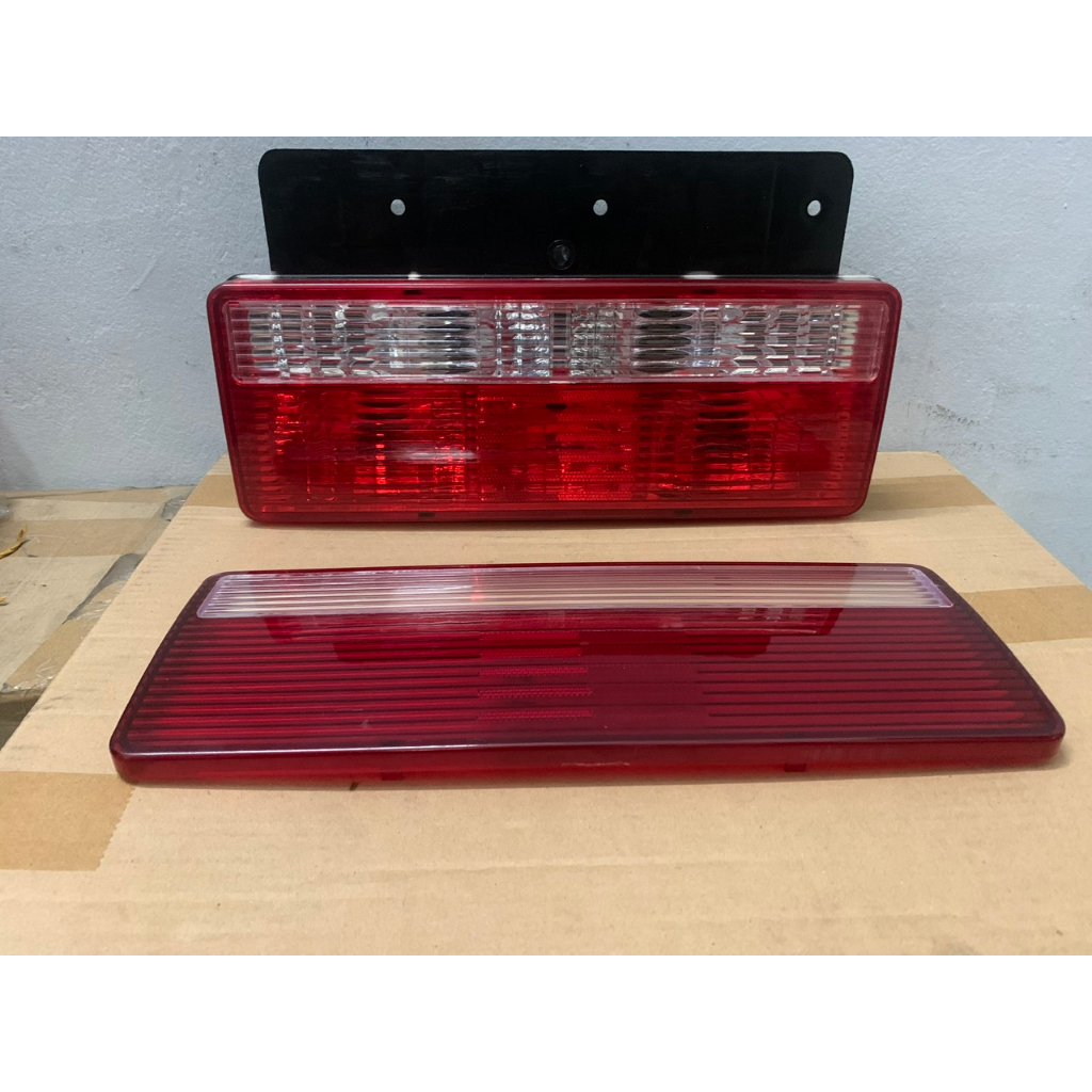 Bộ Đèn Hậu, Đèn Lái Sau Đèn Xi Nhan - Phanh , Chụp Đèn Xe Tải JAC...Loại Xịn Không Ngã Màu