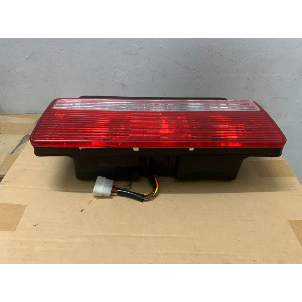 Bộ Đèn Hậu, Đèn Lái Sau Đèn Xi Nhan - Phanh , Chụp Đèn Xe Tải JAC...Loại Xịn Không Ngã Màu