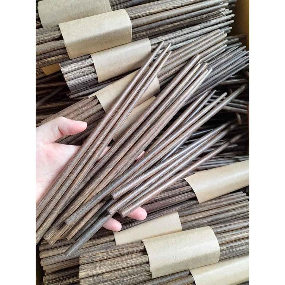 10 đôi đũa buông loại 1 không cong vênh, không mốc