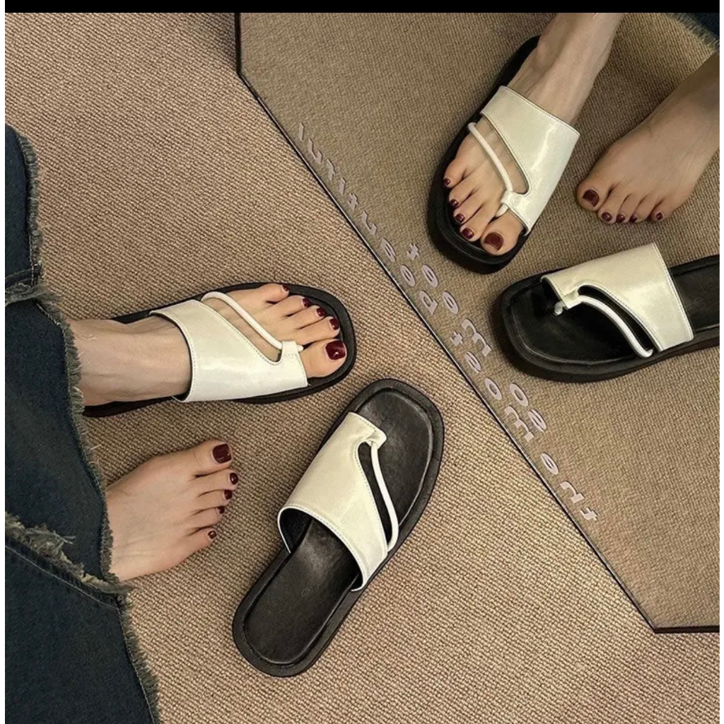 Dép xỏ ngón kiểu dây chéo trẻ trung quai mềm siêu êm chân