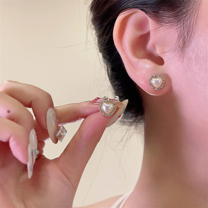 Khuyên tai kẹp không bấm lỗ chốt cố định K371 bằng hợp kim mạ vàng hình trái tim đính đá dáng ngắn Leous Accessories