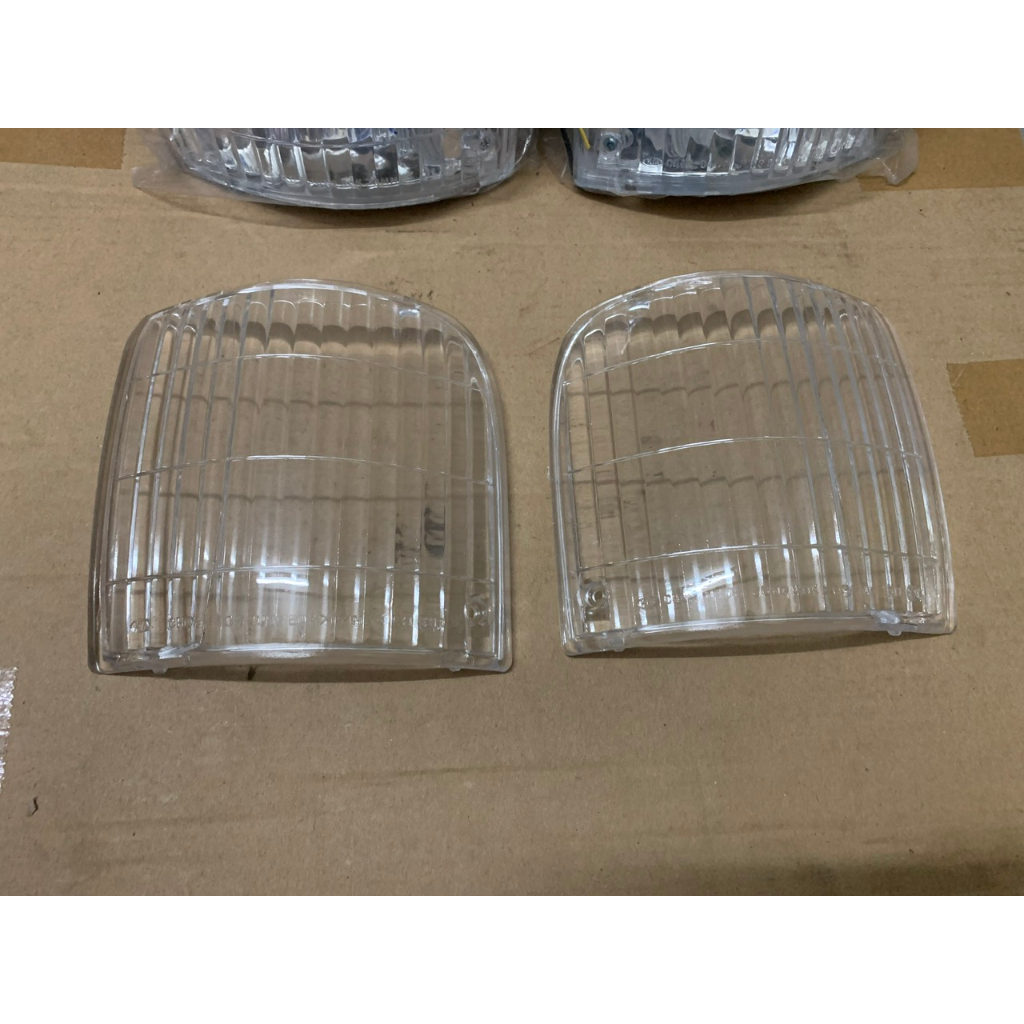 Bộ Đèn Xi Nhan Trước, Chụp Đèn Lái Trước Xe Tải Kia 1T4 K140, Kia K165, Kia K3000 Hàng chất lượng cao