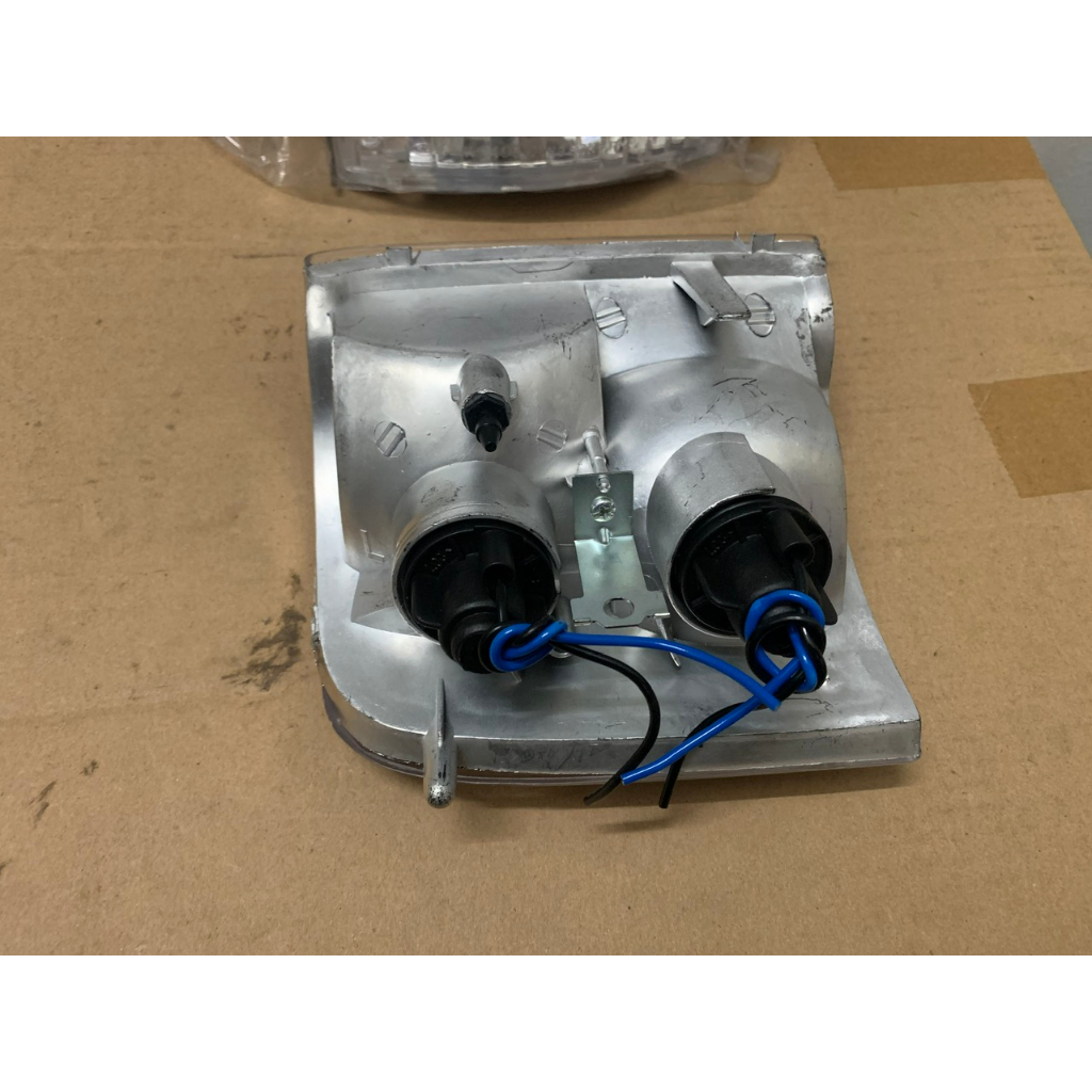 Bộ Đèn Xi Nhan Trước, Chụp Đèn Lái Trước Xe Tải Kia 1T4 K140, Kia K165, Kia K3000 Hàng chất lượng cao