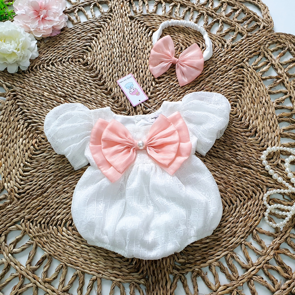 Bodysuit cộc tay ren trắng RIOKIDS cho bé gái sơ sinh mặc thôi nôi, đầy tháng BD127