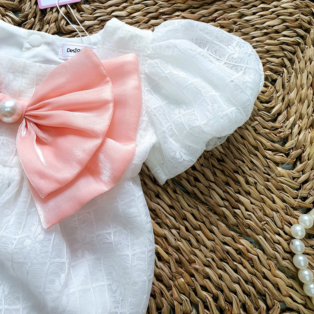 Bodysuit cộc tay ren trắng RIOKIDS cho bé gái sơ sinh mặc thôi nôi, đầy tháng BD127