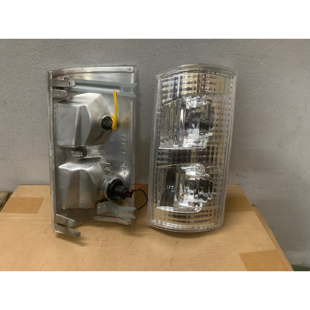 Bộ Đèn Xi Nhan Trước, Chụp Đèn Lái Trước Xe Tải VINAXUKI.... Hàng chất lượng cao