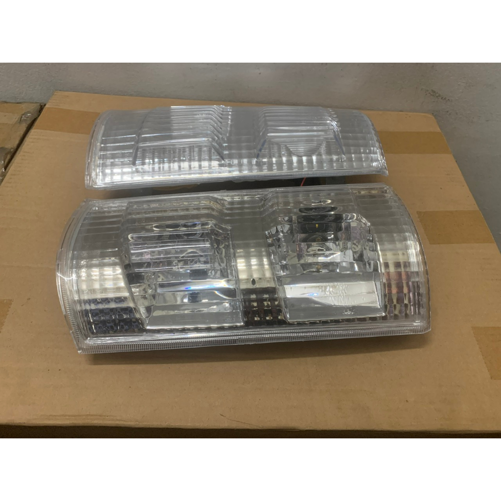 Bộ Đèn Xi Nhan Trước, Chụp Đèn Lái Trước Xe Tải VINAXUKI.... Hàng chất lượng cao