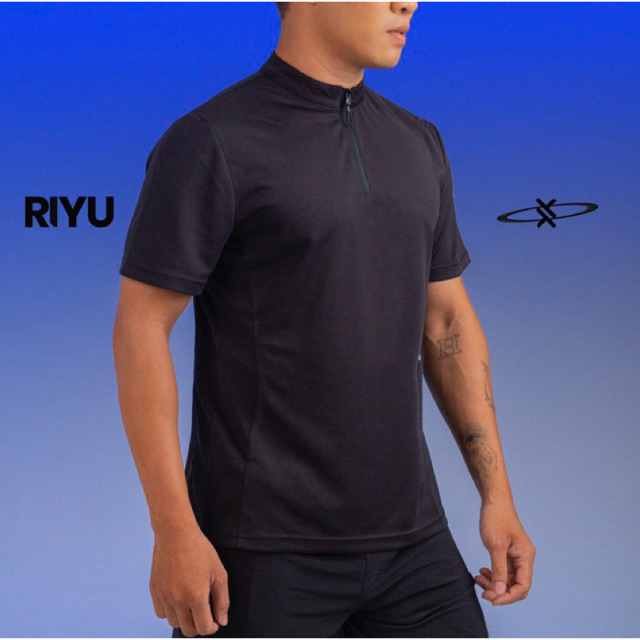 Áo thun thể thao ngắn tay trekking, gym có cổ trụ kéo khoá Riyu R1