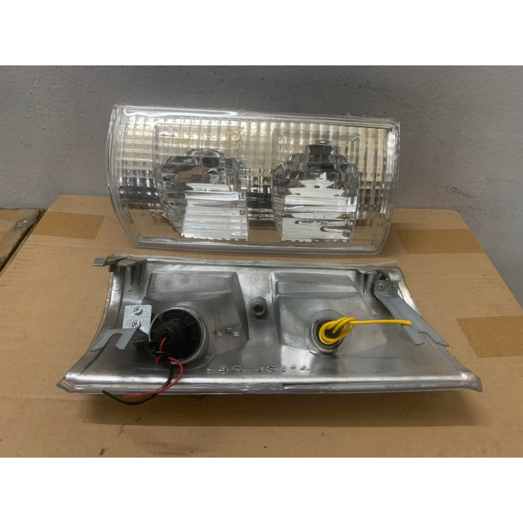 Bộ Đèn Xi Nhan Trước, Chụp Đèn Lái Trước Xe Tải VINAXUKI.... Hàng chất lượng cao