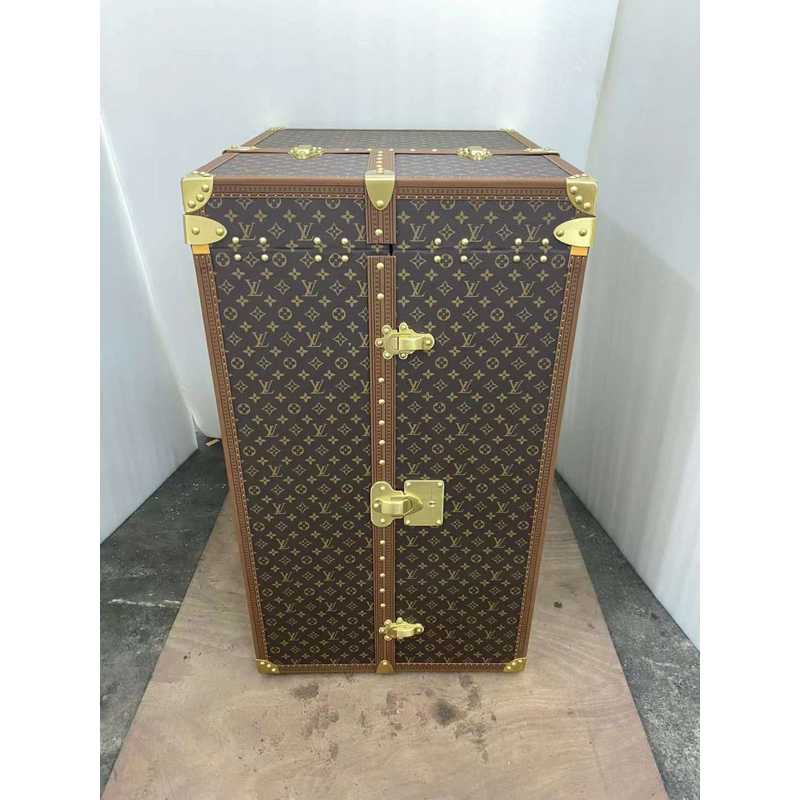 Bàn trang điểm lv