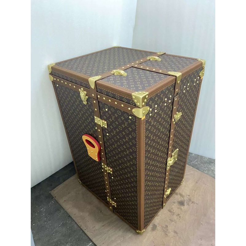 Bàn trang điểm lv