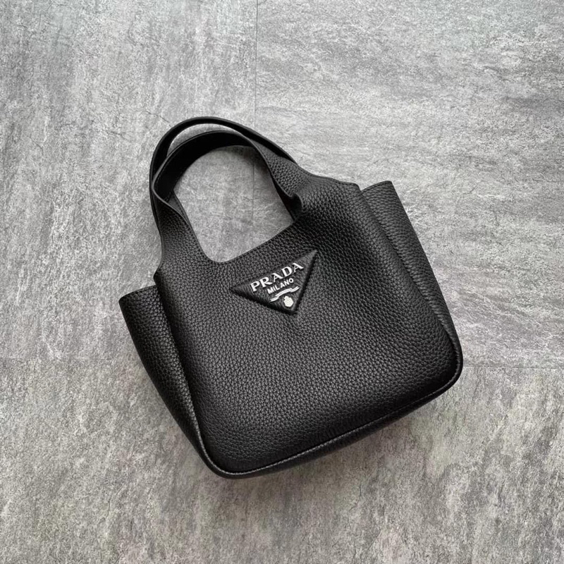 Túi Xách Prada Picotin Trắng Đen Size 18  -  By Anh Dinh Phuong