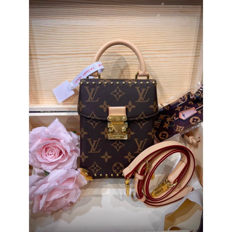 Túi Xách LV Size 13x17  -  By Anh Dinh Phuong