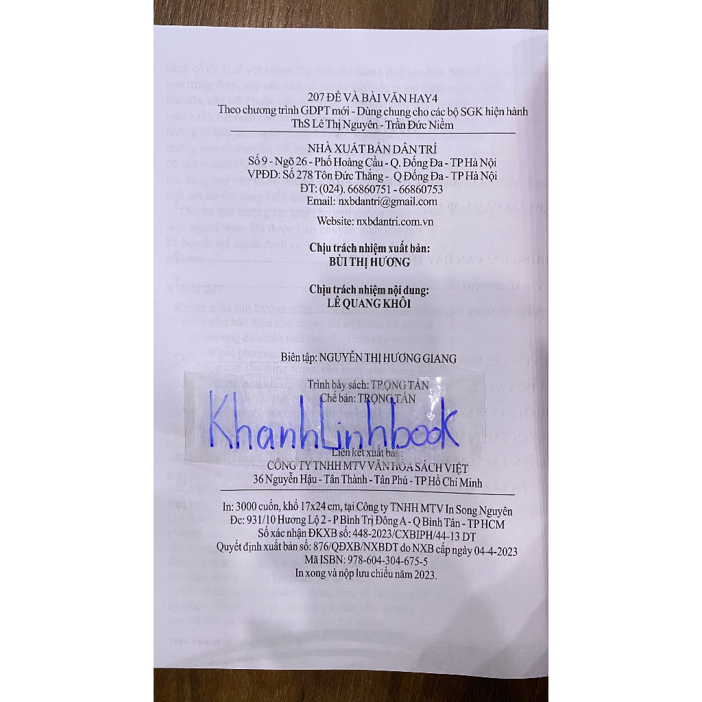 Sách - 207 đề và bài văn hay 4