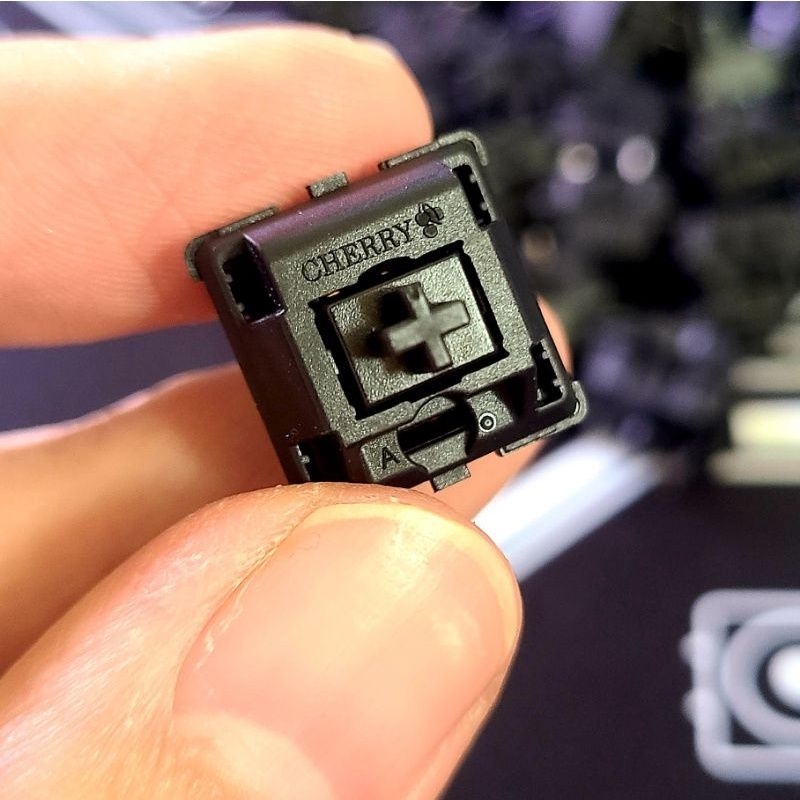 Switch cherry old black date 2014.