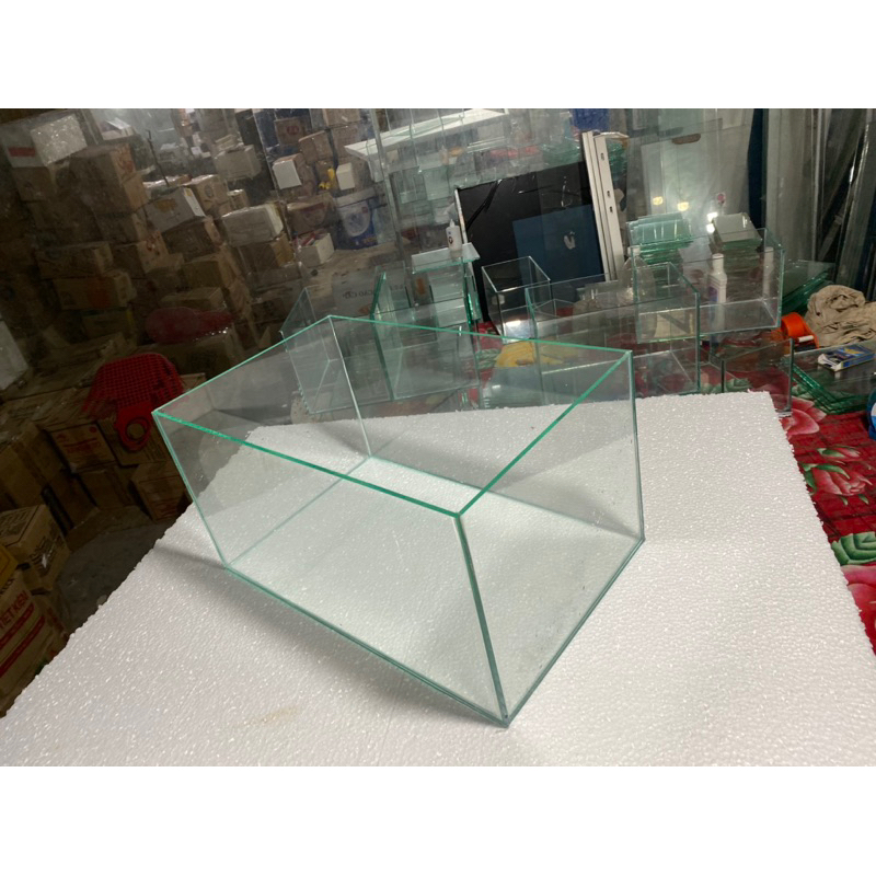 Bể cá 50x30x 25cm làm chiều cao