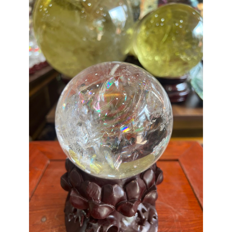 Quả cầu phong thủy đá thach anh trắng hàng thiên nhiên siêu VIP